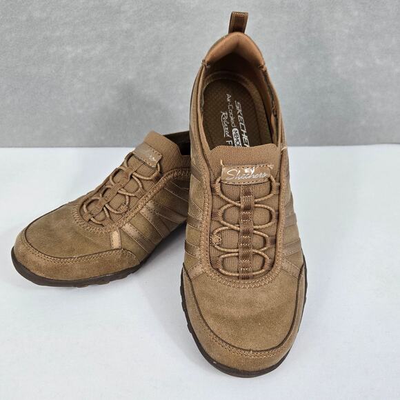 Skechers Breathe-Easy Remember Me Slip-On Taupe Memory Foam Shoes Womens 7 - NEW - Picture 1 of 10